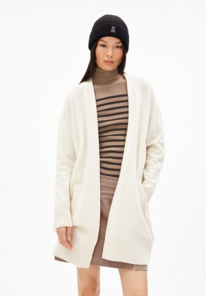 ARMEDANGELS KASSANDRAA Cardigan Loose Fit made of Organic Wool Mix Oatmilk | NUQZ-37250