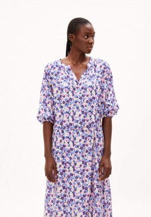 ARMEDANGELS MADITHAA MULTI FLORAL Woven Dress Oversized Fit made of TENCEL™ Lyocell Hell | ZYBO-08375