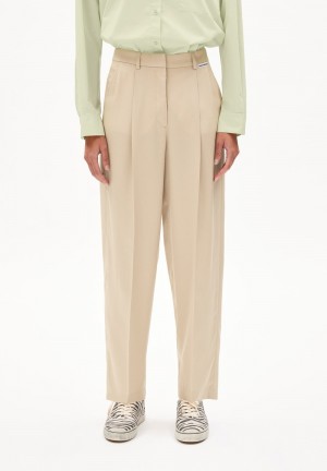 ARMEDANGELS SANDRINAA TAPERED Woven Pants made of TENCEL™ x REFIBRA™ Lyocell Sand Stone | BMTV-24193