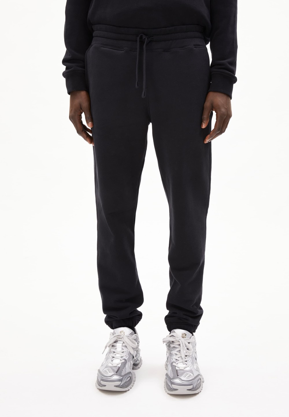 ARMEDANGELS AARDO COMFORT Sweat Pants made of Organic Cotton Mix Schwarz | YSUE-69753