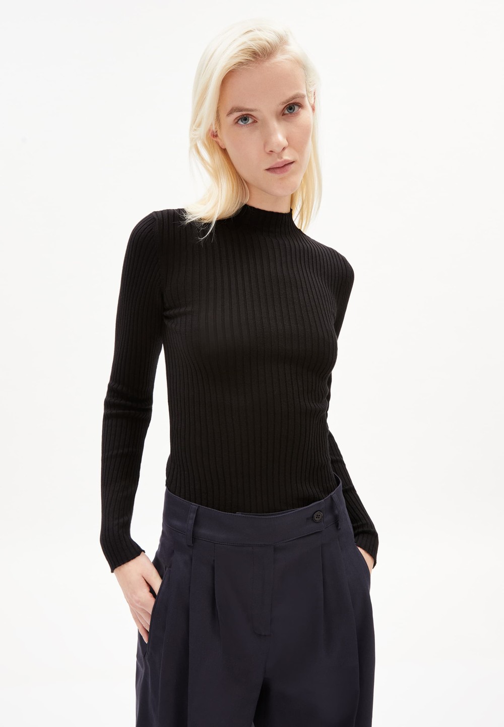 ARMEDANGELS ALAANIA Sweater Slim Fit made of Organic Cotton Schwarz | ARCF-07163