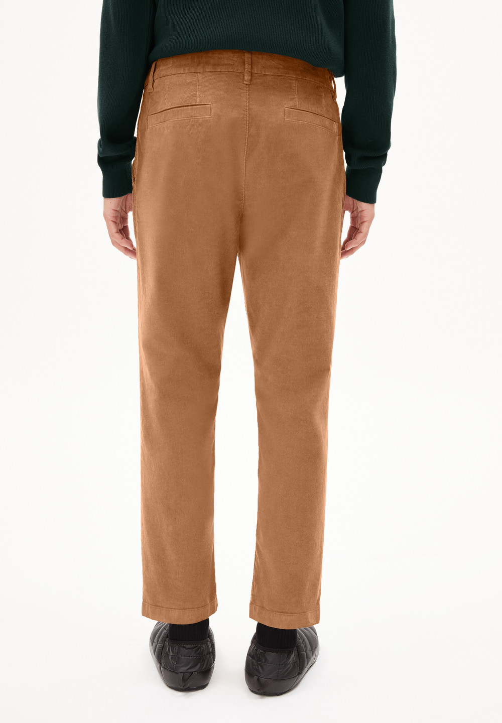 ARMEDANGELS ALVAARO PREMIUM CORD Chino Pants Regular Fit made of Organic Cotton Mix Cedar Wood | EFAU-81609