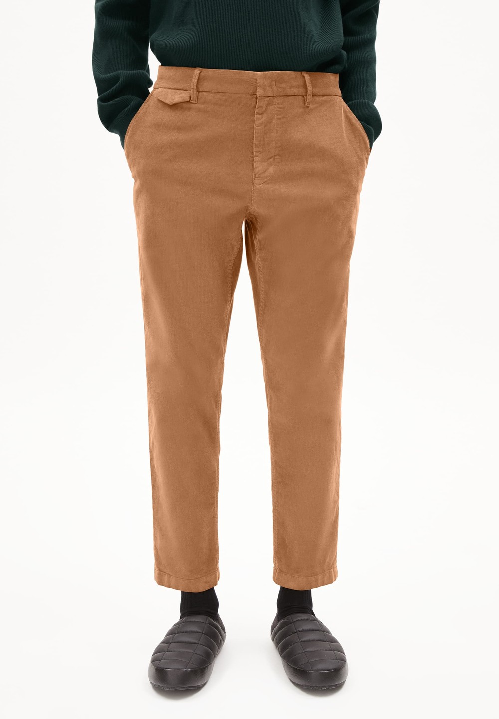 ARMEDANGELS ALVAARO PREMIUM CORD Chino Pants Regular Fit made of Organic Cotton Mix Cedar Wood | EFAU-81609