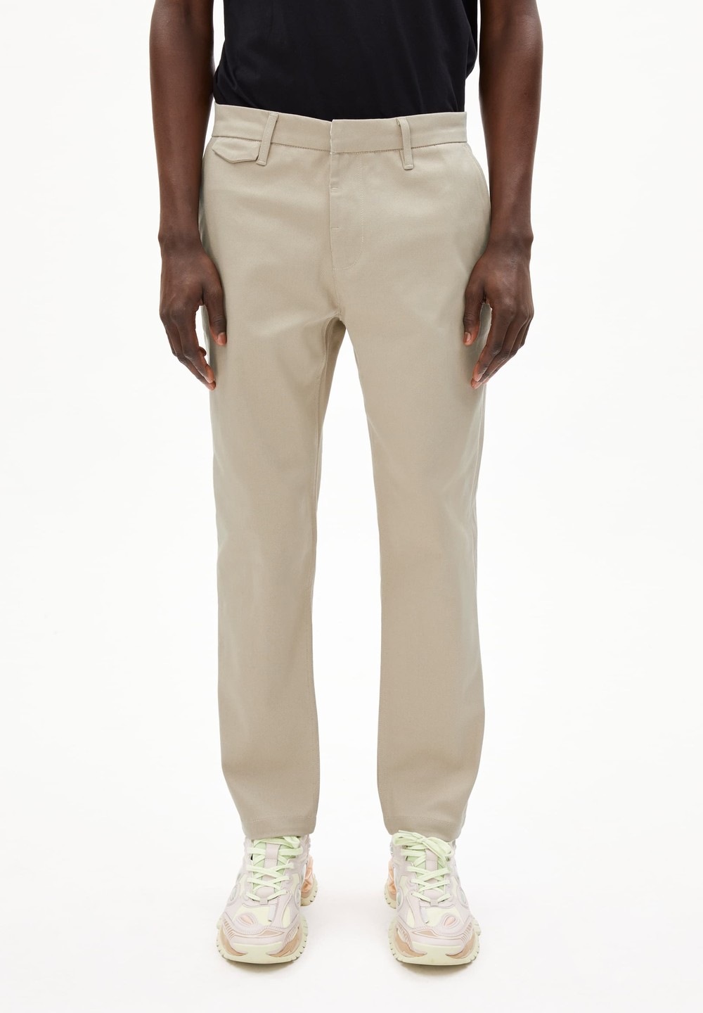 ARMEDANGELS ALVAARO PREMIUM Chino Pants made of Organic Cotton Mix Sand Stone | OZBY-47908