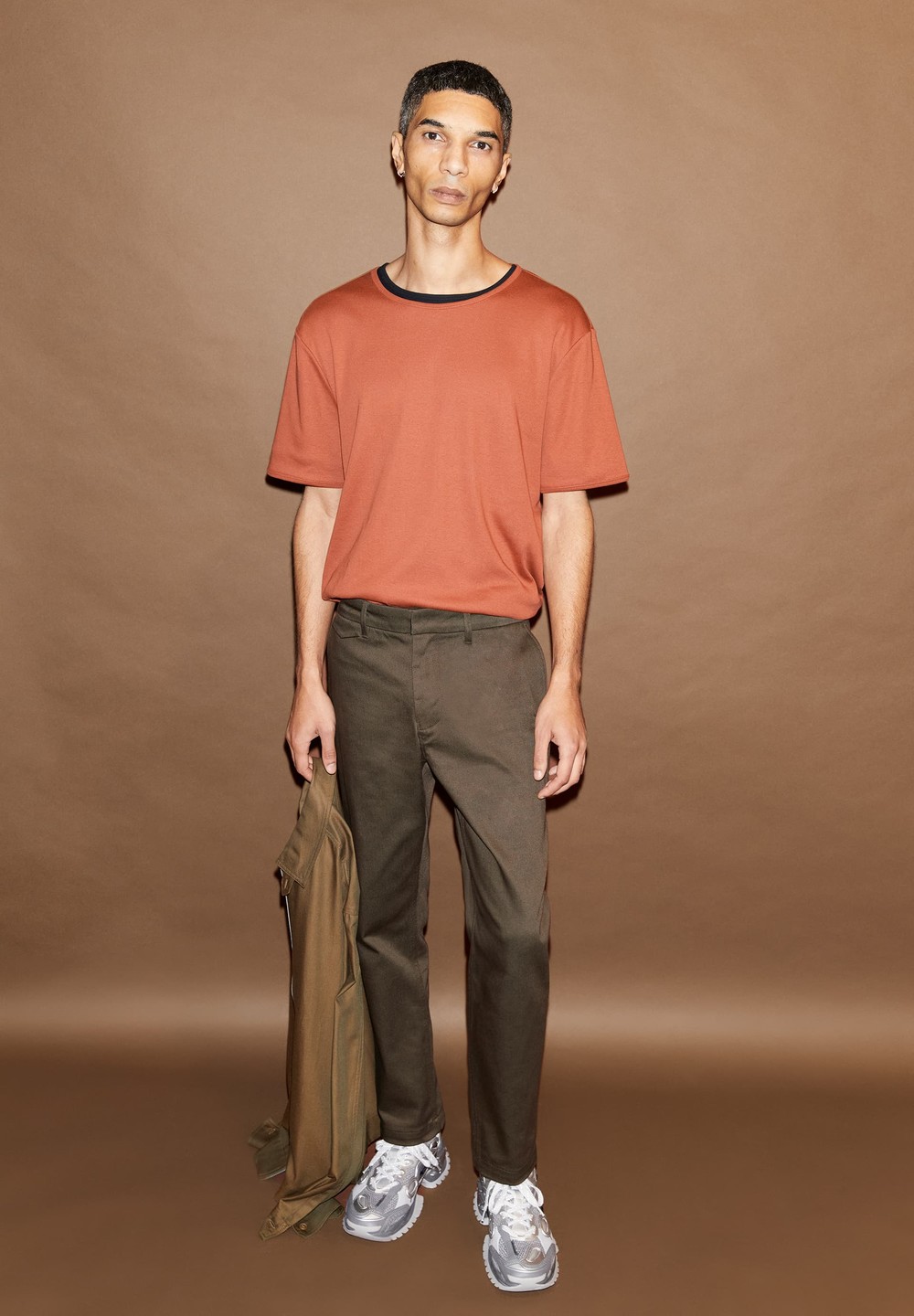 ARMEDANGELS ALVAARO PREMIUM Chino Pants made of Organic Cotton Mix Earth | IHXB-14072