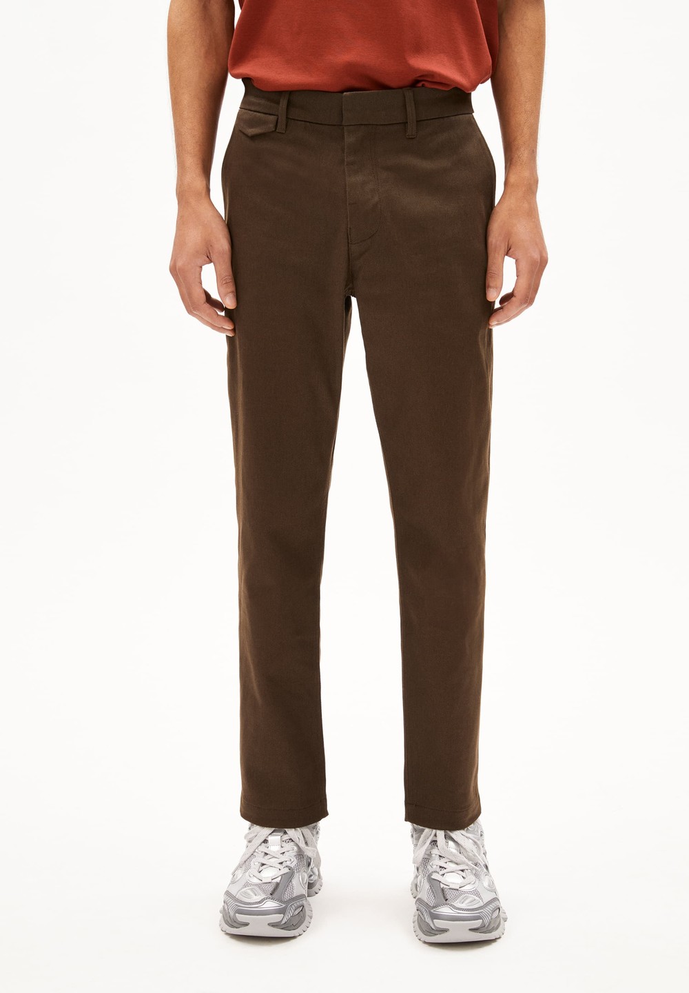 ARMEDANGELS ALVAARO PREMIUM Chino Pants made of Organic Cotton Mix Earth | IHXB-14072