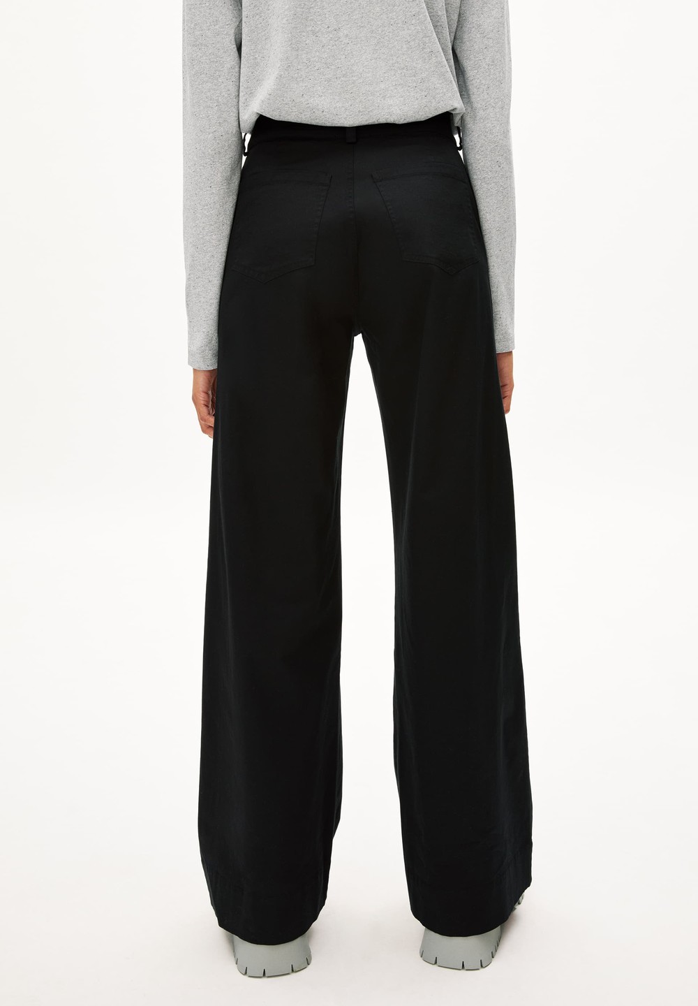 ARMEDANGELS ANUAA DETAIL Woven Pants Slim Fit made of Organic Cotton Mix Schwarz | DABC-21760