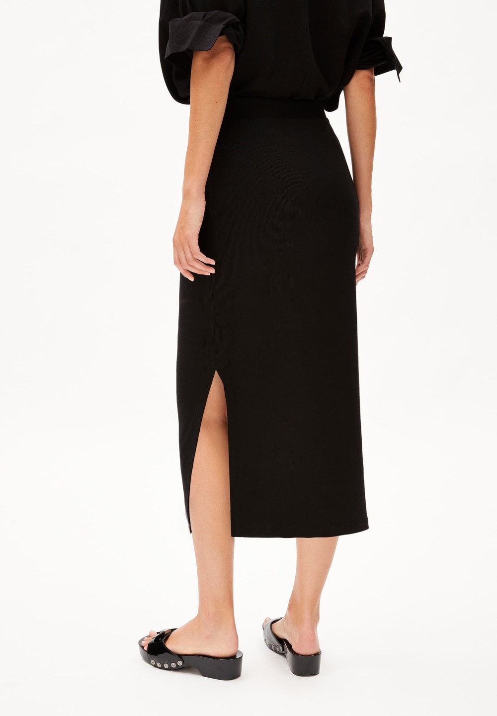 ARMEDANGELS AZITAA Rib-Jersey Skirt Slim Fit made of Organic Cotton Mix Schwarz | LAJK-38106