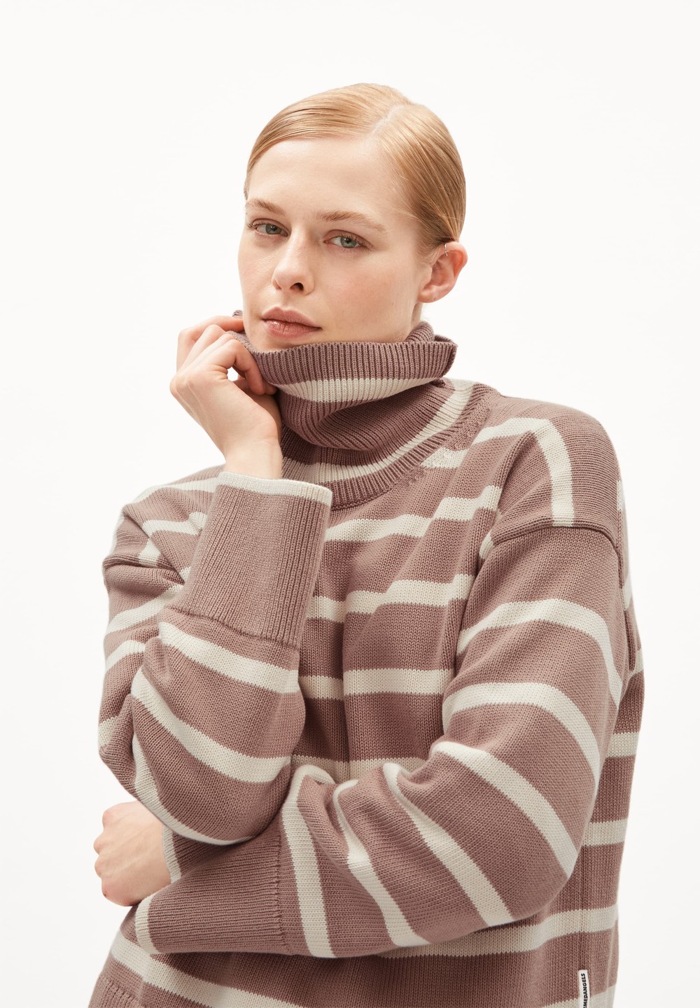 ARMEDANGELS CHANAA STRIPES Sweater Loose Fit made of Organic Cotton Cinnamon Dust-oatmilk | GPMV-14952