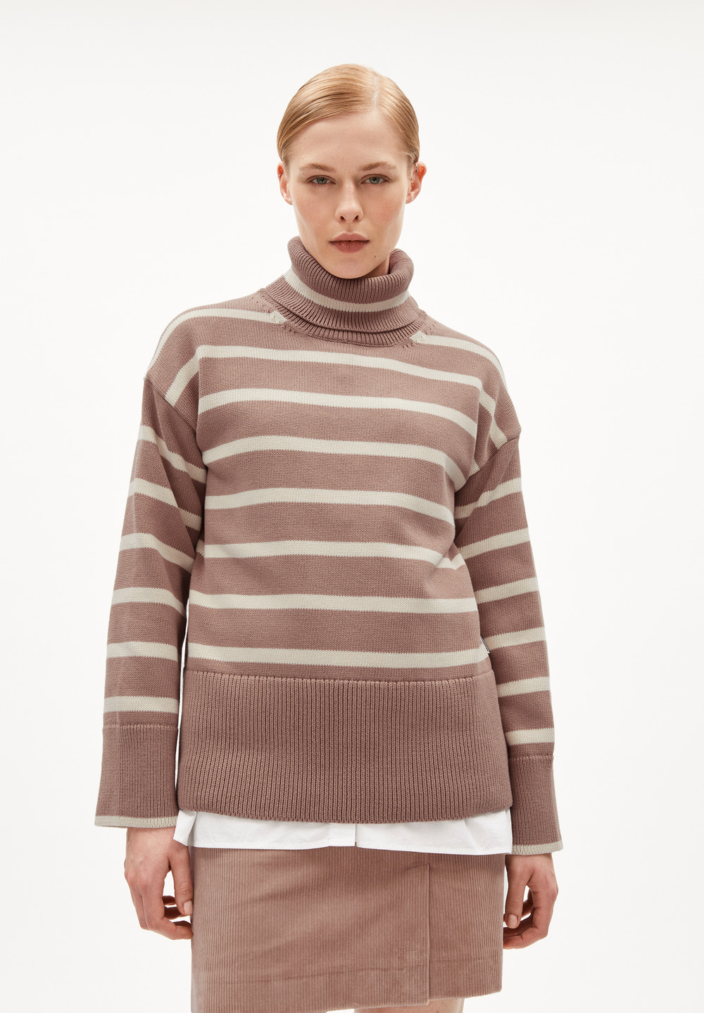 ARMEDANGELS CHANAA STRIPES Sweater Loose Fit made of Organic Cotton Cinnamon Dust-oatmilk | GPMV-14952