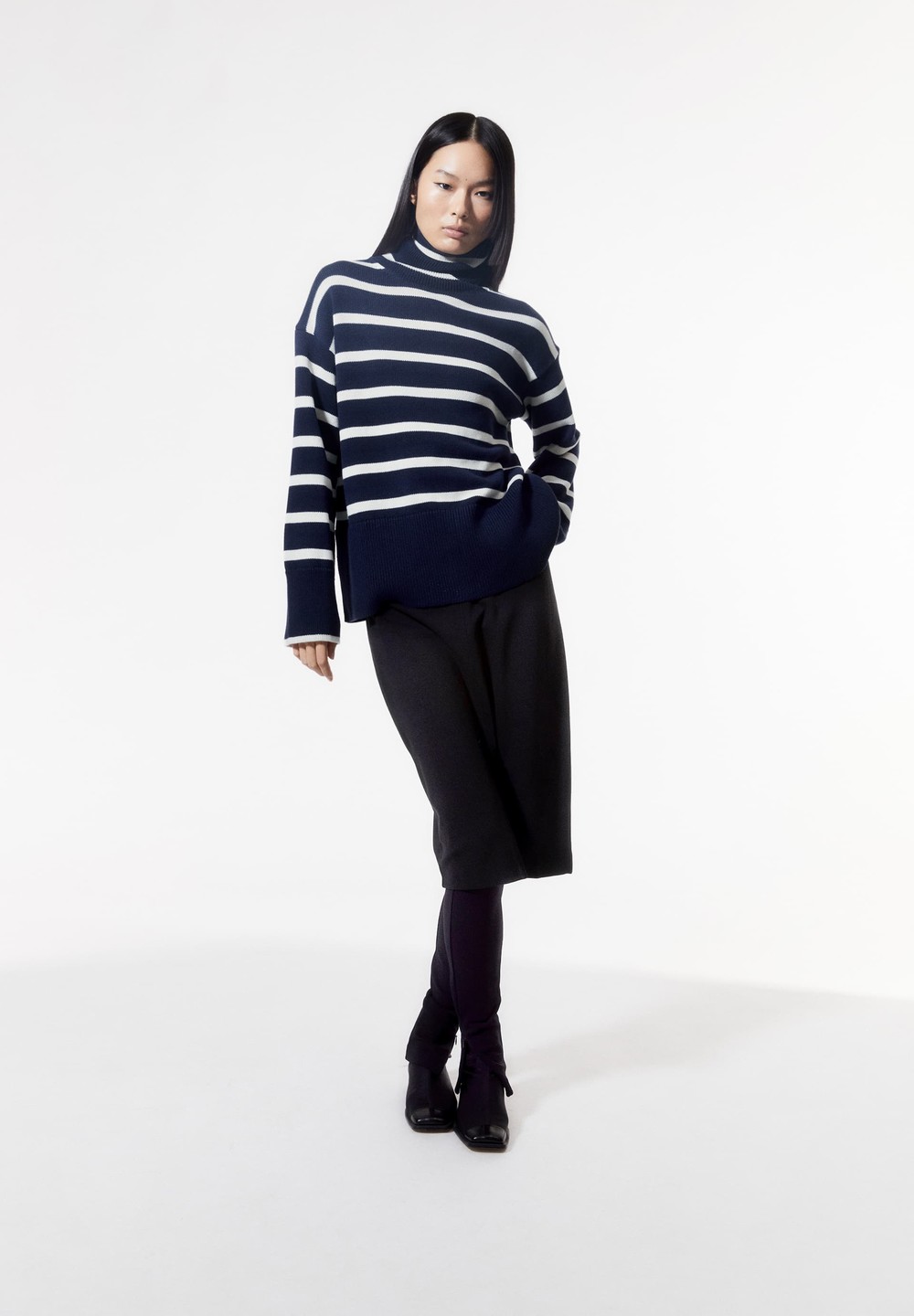 ARMEDANGELS CHANAA STRIPES Sweater Loose Fit made of Organic Cotton Night Sky-oatmilk | BHRN-51487