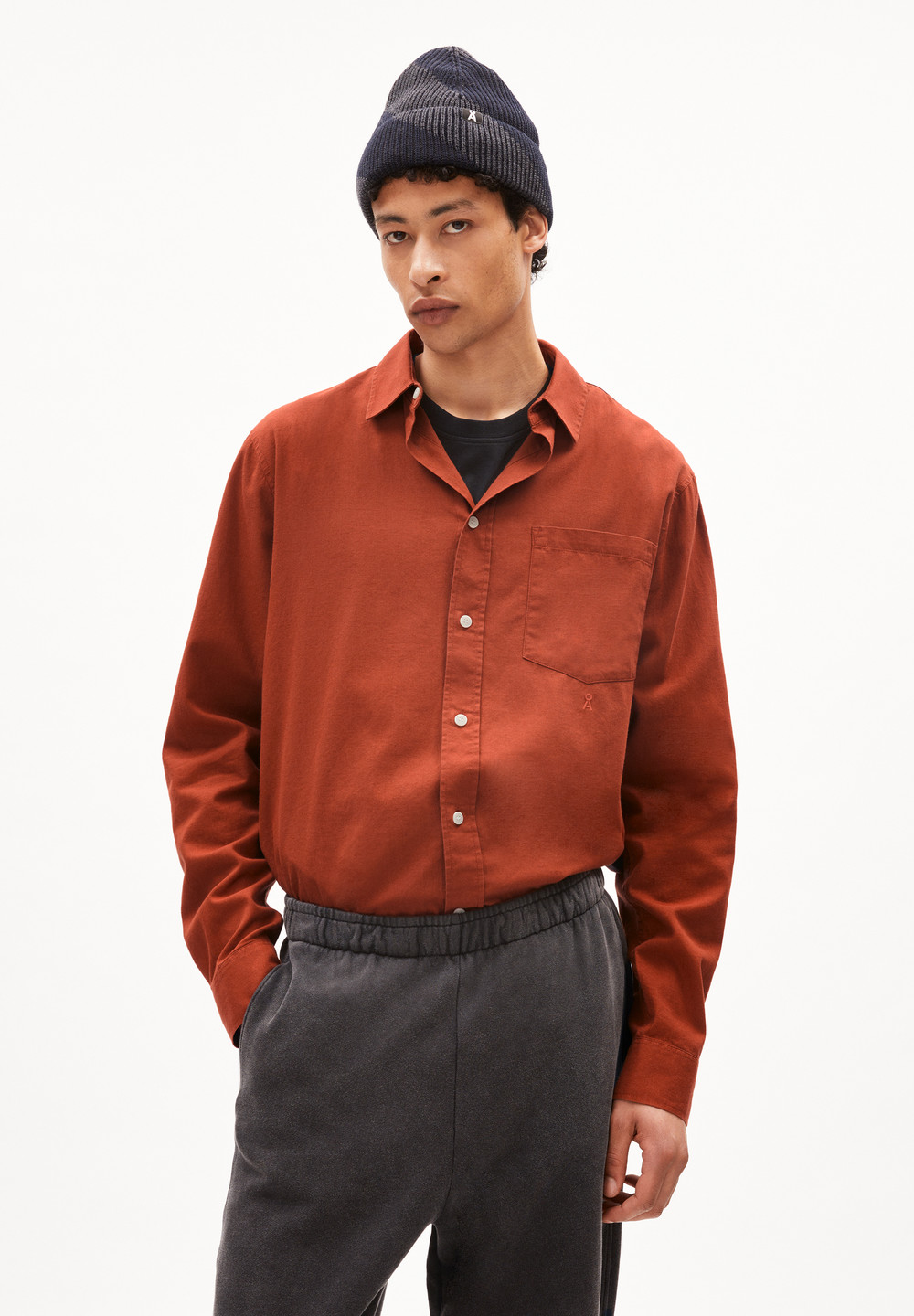 ARMEDANGELS DAANIL Shirt Relaxed Fit made of Organic Cotton Dunkel | PLJR-72893