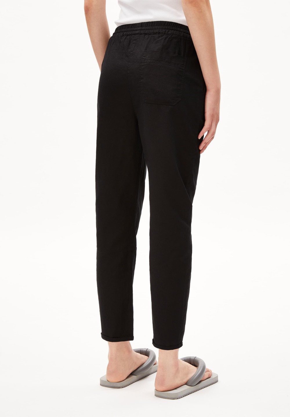 ARMEDANGELS DANYAA LINO Woven Pants Regular Fit made of Linen-Mix Schwarz | UAZI-82047