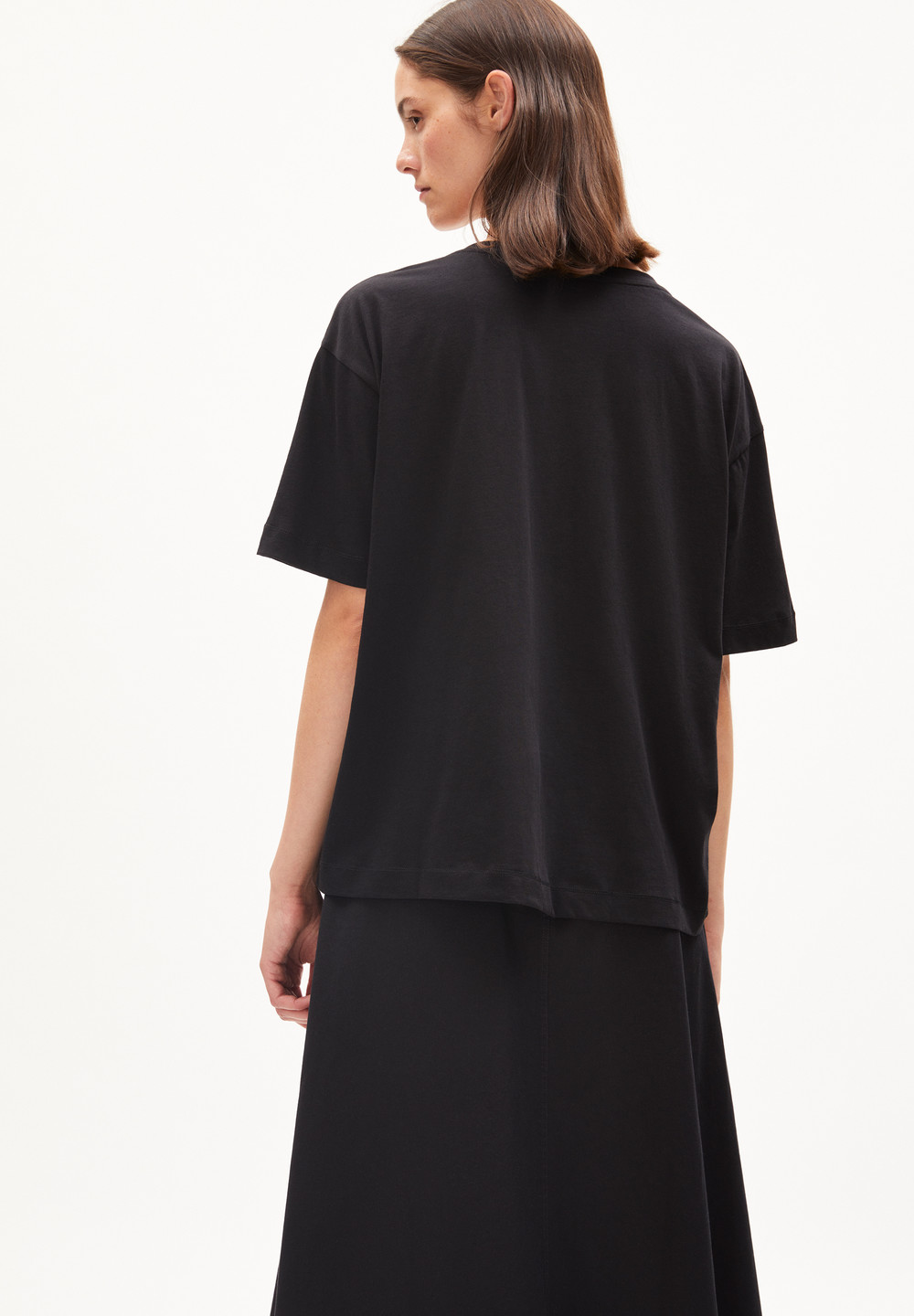 ARMEDANGELS DEMIKAA T-Shirt Oversized Fit made of Organic Cotton Schwarz | SJYH-17530