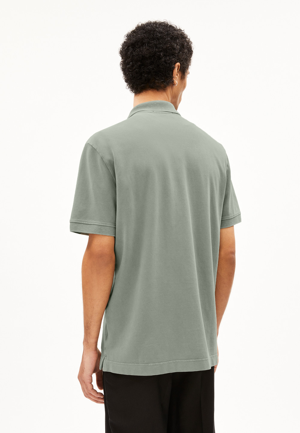 ARMEDANGELS FIBRAAS GMT DYE Polo T-Shirt Regular Fit made of Organic Cotton Grau Grün | SCAI-30687