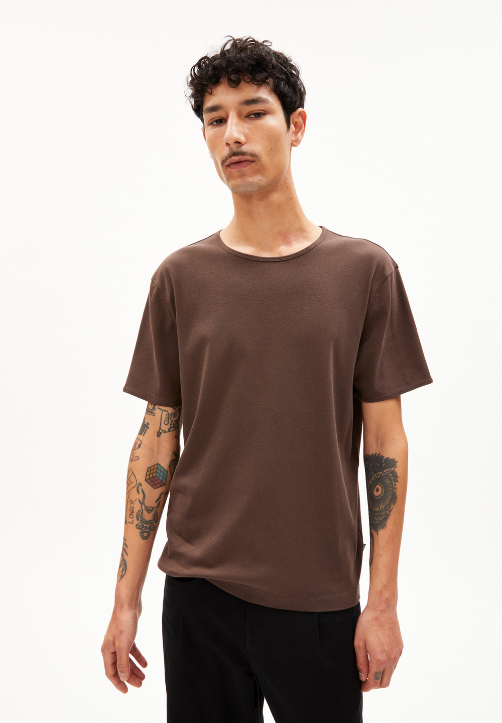 ARMEDANGELS FLATAA PREMIUM T-Shirt Relaxed Fit made of Organic Cotton Earth | OCHV-50721