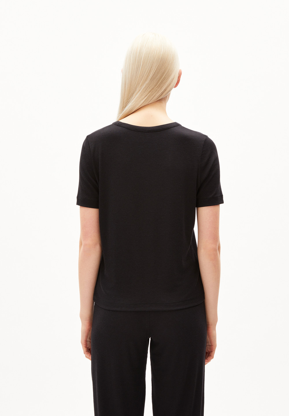 ARMEDANGELS GENEVRAA Rib T-Shirt Regular Fit made of TENCEL™ Lyocell Mix Schwarz | FIHD-51972