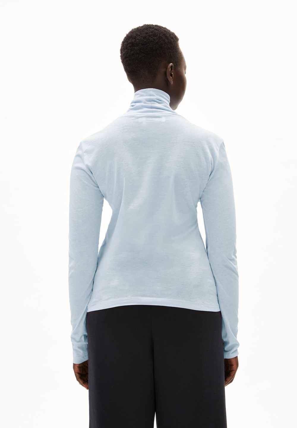 ARMEDANGELS GRAZILIAA SOFT Longsleeve Slim Fit made of Organic Cotton Morning Sky | AKST-73508