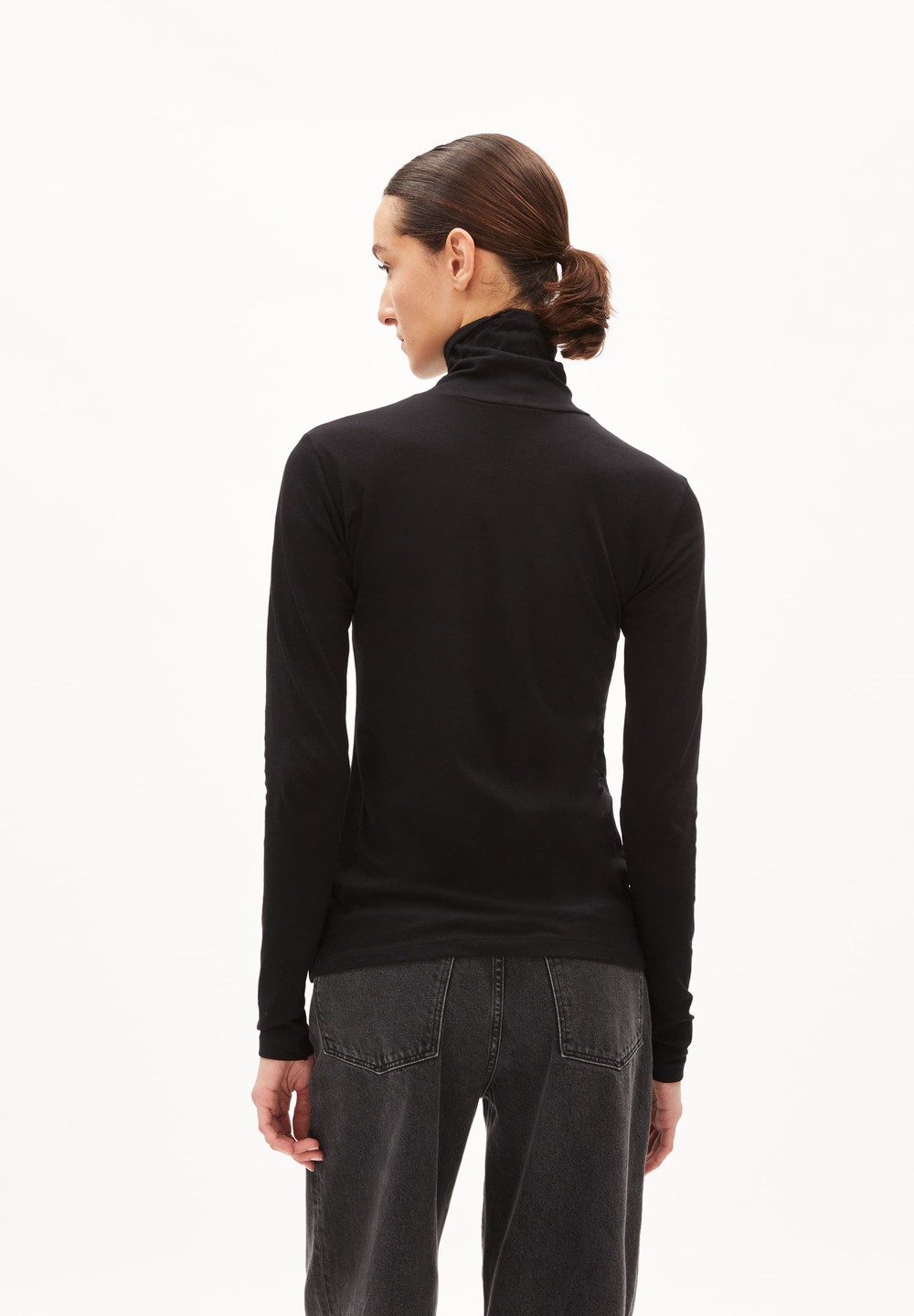 ARMEDANGELS GRAZILIAA SOFT Longsleeve Slim Fit made of Organic Cotton Schwarz | EUVX-62938