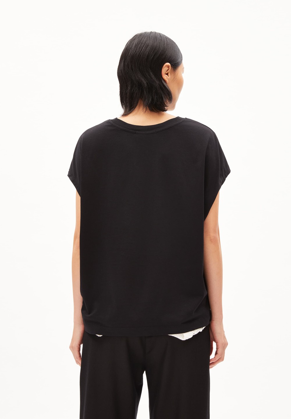 ARMEDANGELS INAARA T-Shirt Oversized Fit made of Organic Cotton Schwarz | FQWS-97280