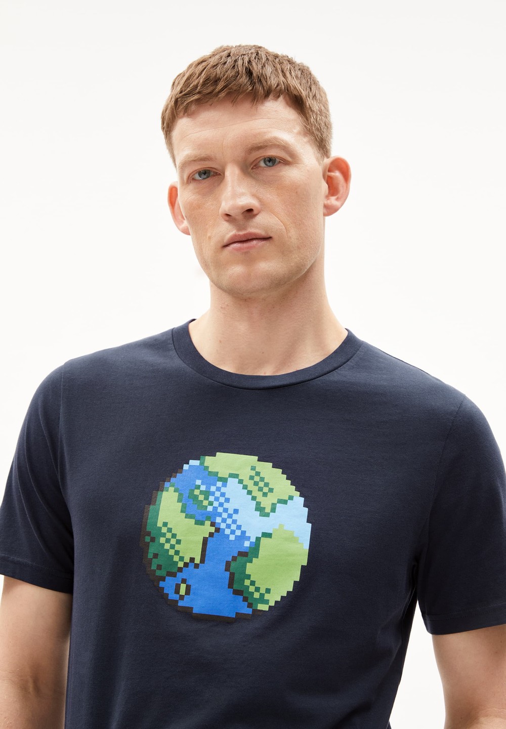 ARMEDANGELS JAAMES PLAANET T-Shirt Regular Fit made of Organic Cotton Night Sky | ARJY-64189