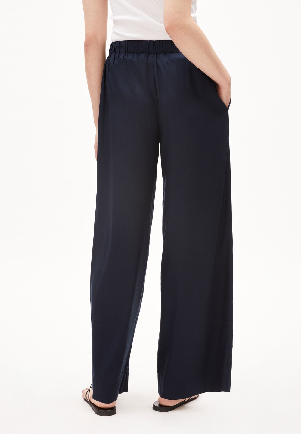 ARMEDANGELS JONVAALIE Woven Pants made of TENCEL™ Lyocell Mix Night Sky | GYXP-69203