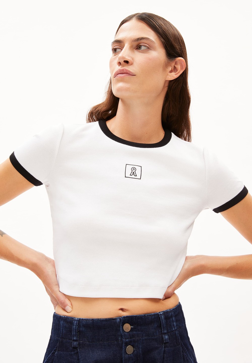 ARMEDANGELS KARDITAA CONTRAST Rib-T-Shirt Slim Fit made of Organic Cotton Mix White-black | UERP-23967