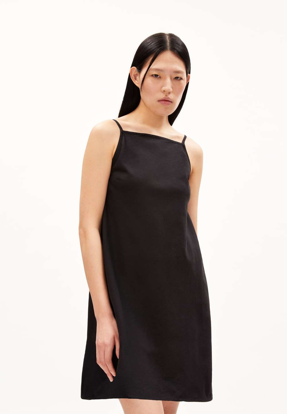 ARMEDANGELS KARISSAA LINO Woven Dress Regular Fit made of Linen-Mix Schwarz | SWMU-70826