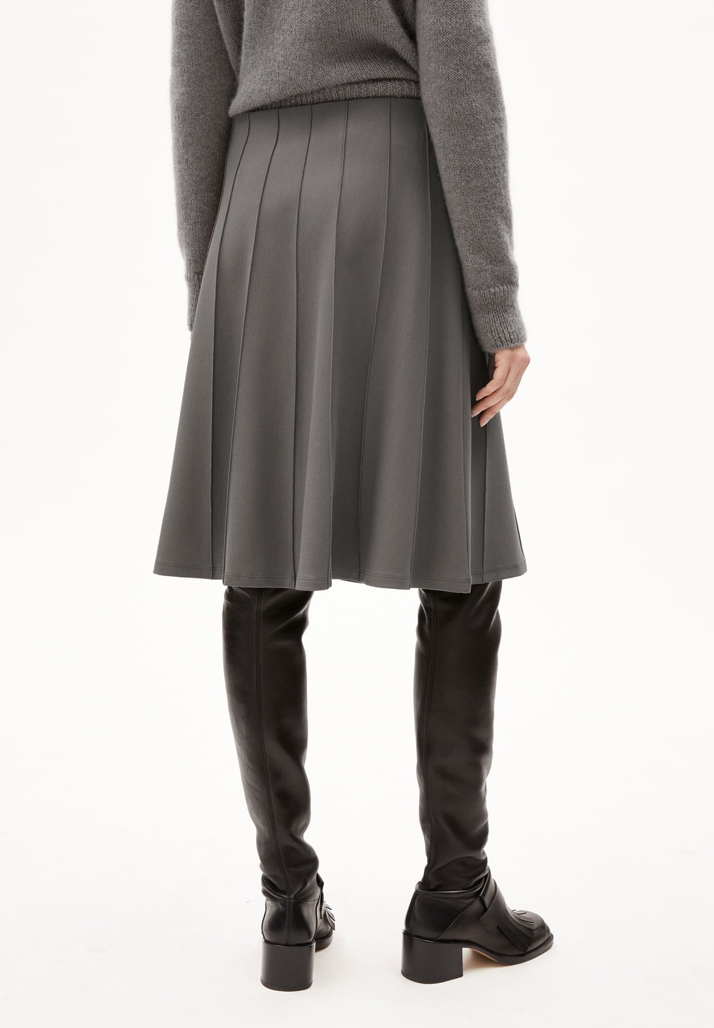 ARMEDANGELS KOKUNAA Jersey Skirt Regular Fit made of LENZING™ ECOVERO™ Viscose Mix Iron Cast | GJTL-65902