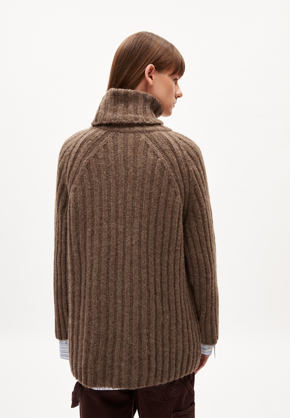 ARMEDANGELS LANESSAA Sweater Loose Fit made of Alpaca Wool Mix Tiefesbraun | SWOC-97062