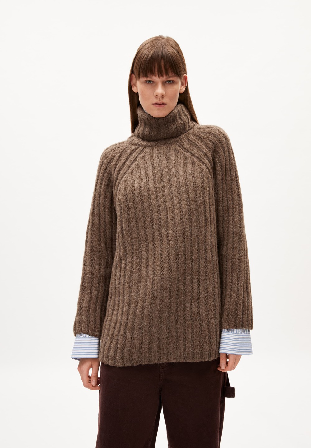 ARMEDANGELS LANESSAA Sweater Loose Fit made of Alpaca Wool Mix Tiefesbraun | SWOC-97062