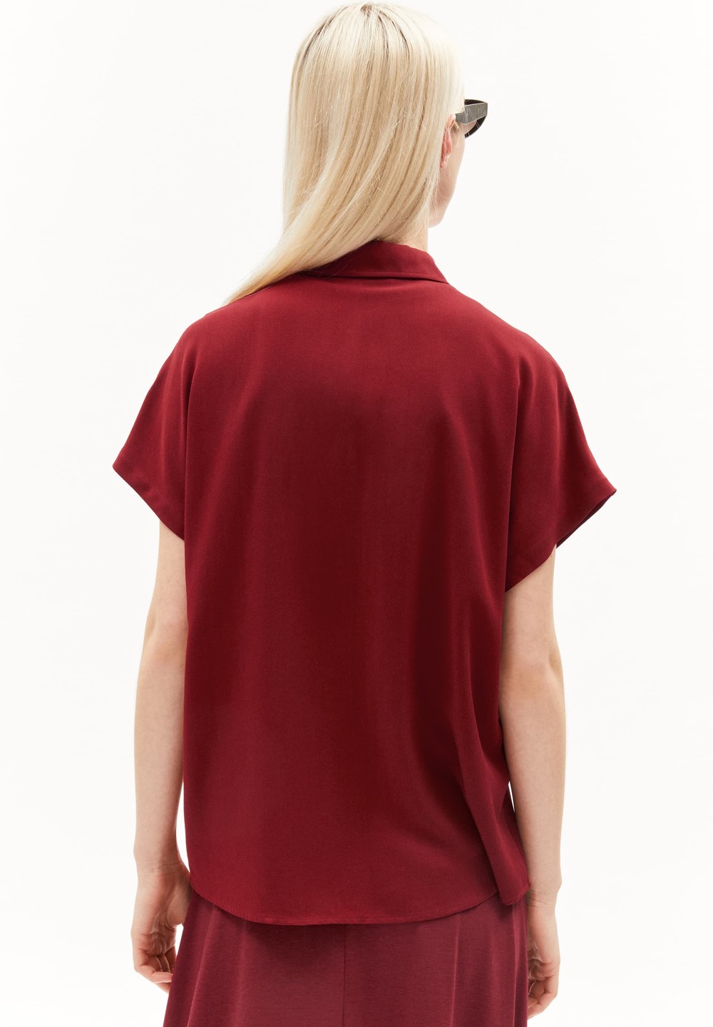 ARMEDANGELS LARISAANA Blouse Relaxed Fit made of LENZING™ ECOVERO™ Viscose Dunkel | ACIN-52648