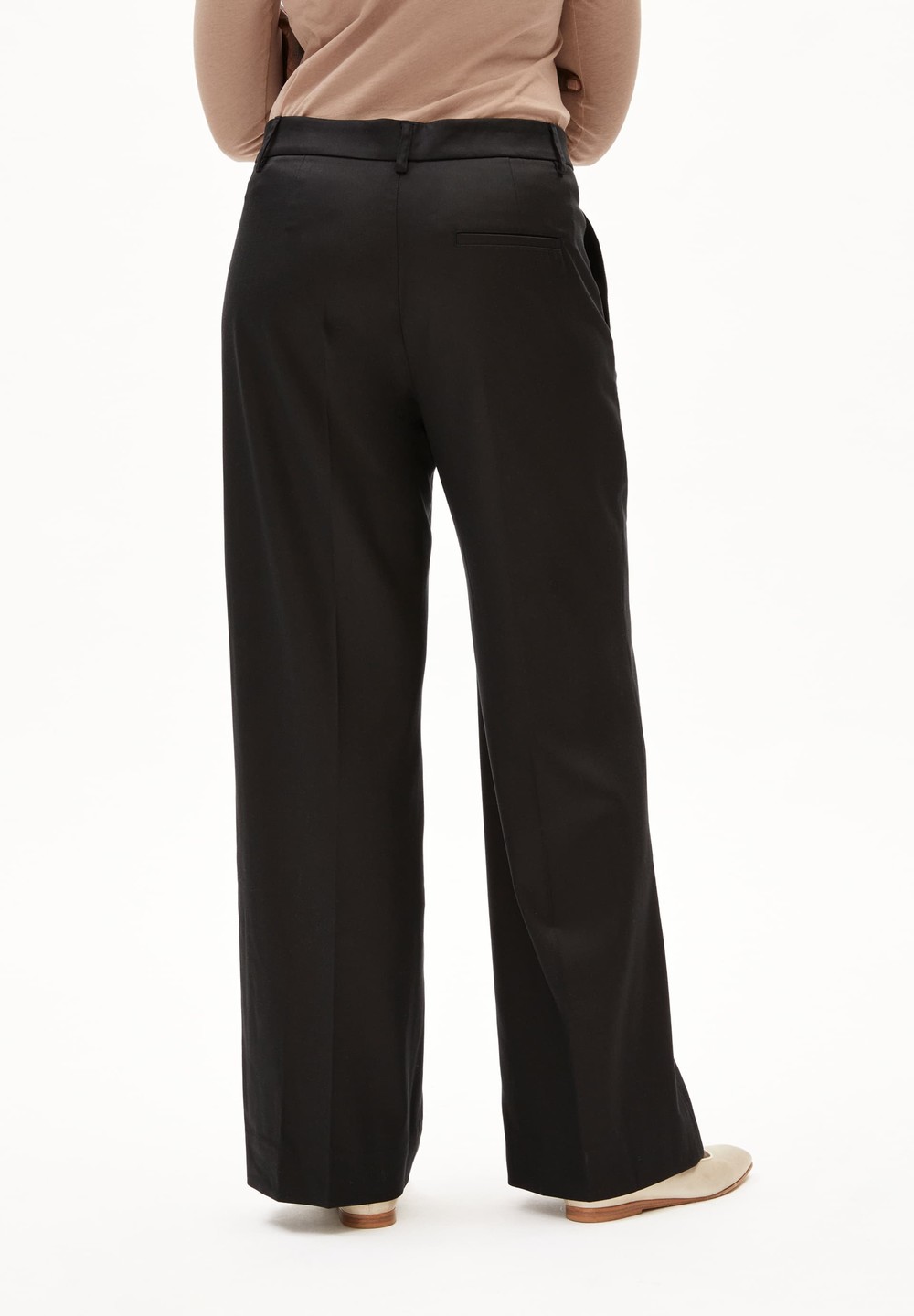 ARMEDANGELS LEANDRAA Woven Pants made of TENCEL™ Lyocell Mix Schwarz | NSFJ-23617