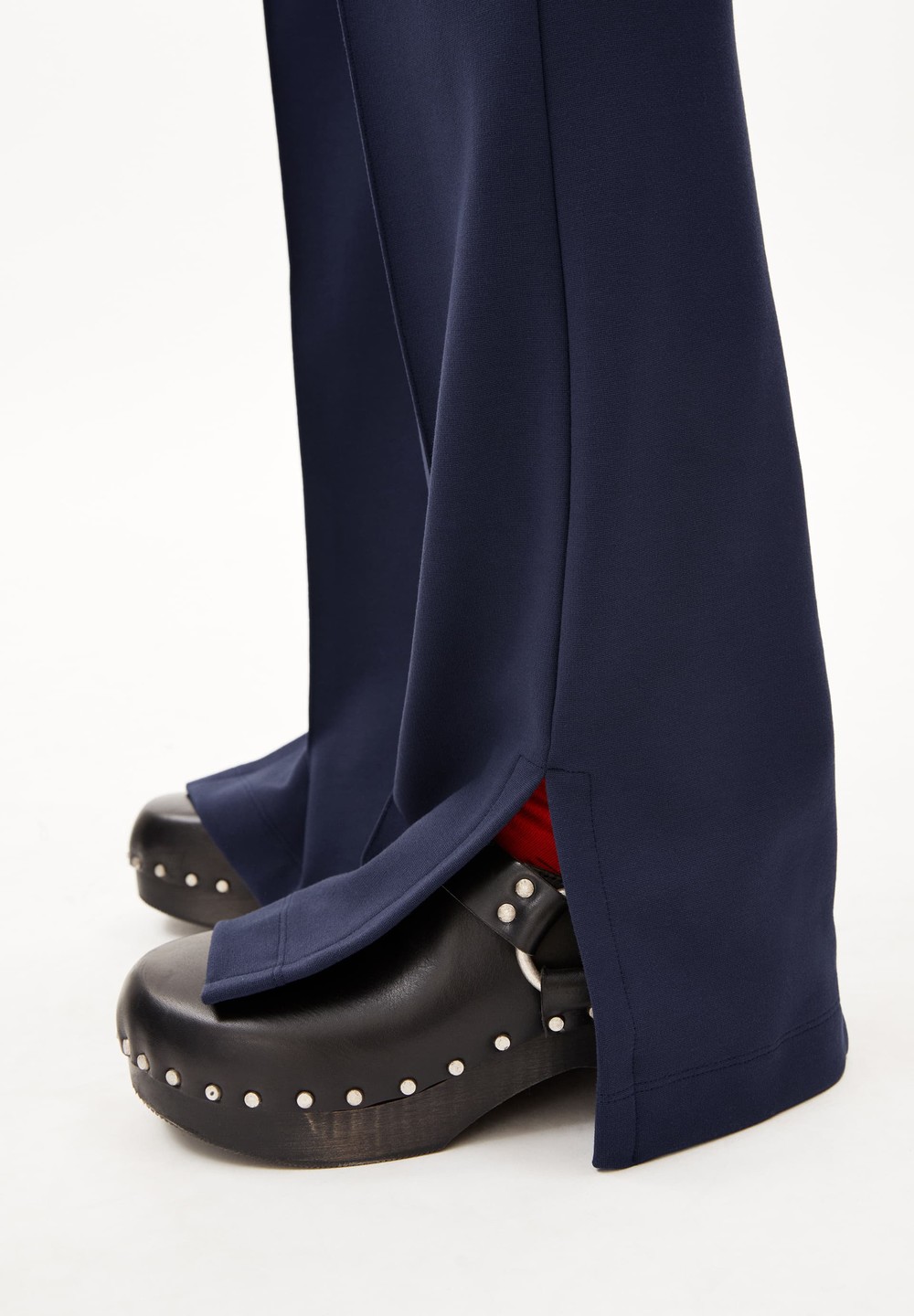 ARMEDANGELS LEYLAARI SLIT HEM Jersey Pants made of LENZING™ ECOVERO™ Viscose Mix Night Sky | UGPK-09127