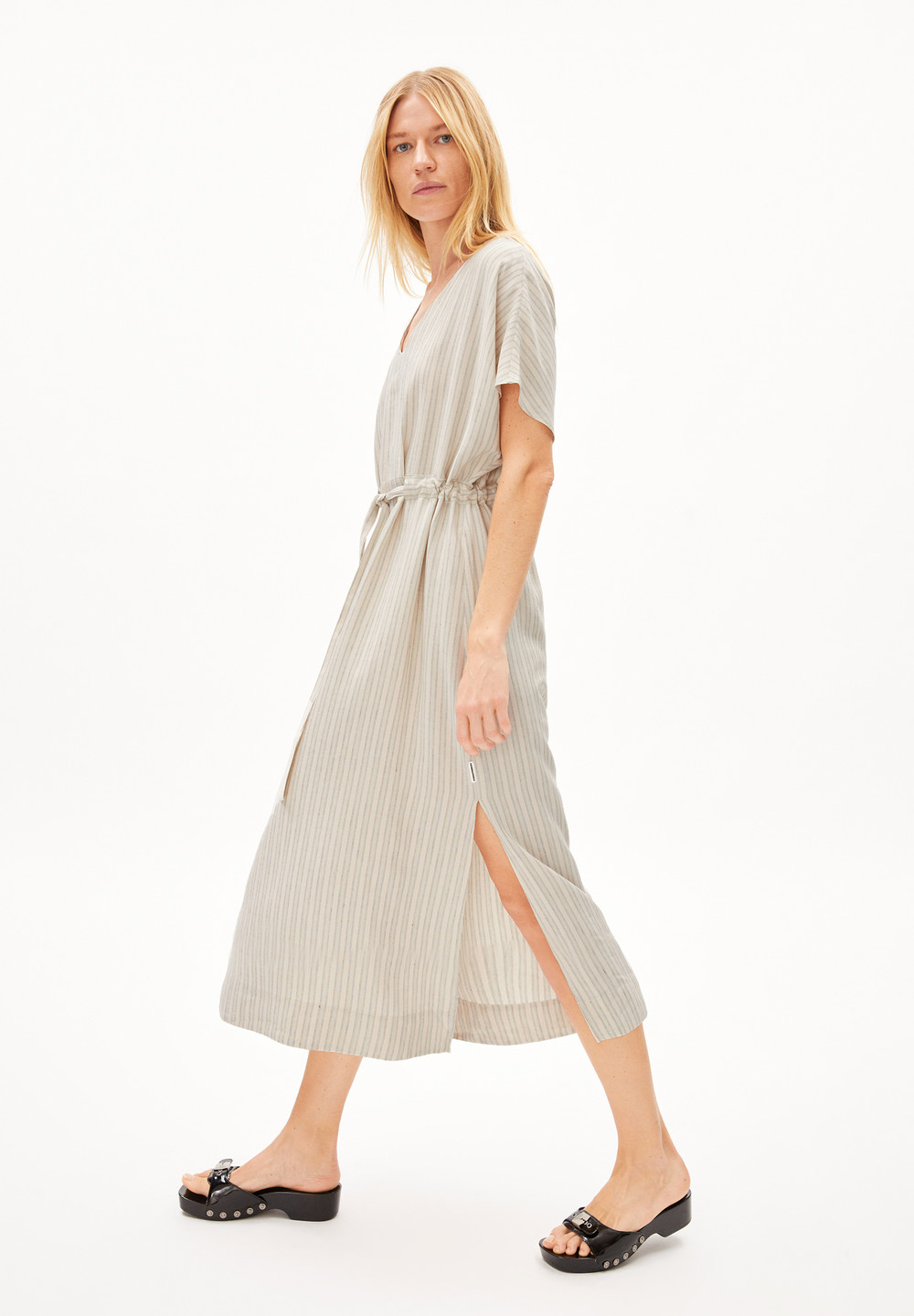 ARMEDANGELS MAAHALIANA LINO STRIPES Woven Dress Relaxed Fit made of Linen-Mix Oatmilk-light Matcha | IMQT-54196