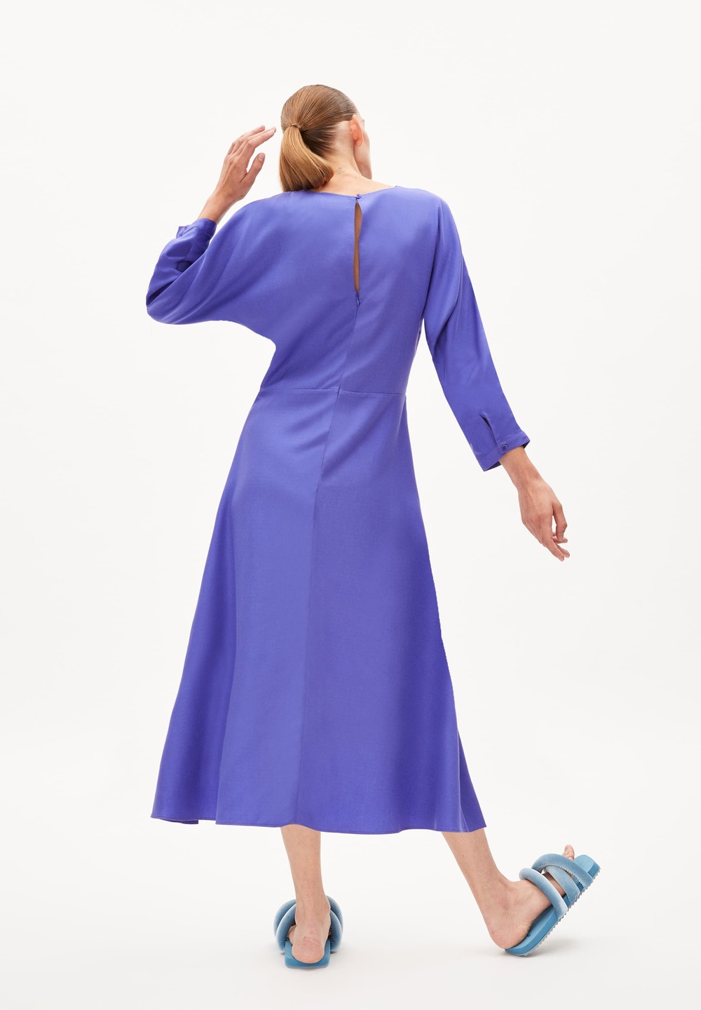 ARMEDANGELS MAARLENA Woven Dress Regular Fit made of TENCEL™ Lyocell Vibrant Violet | IEKD-45137