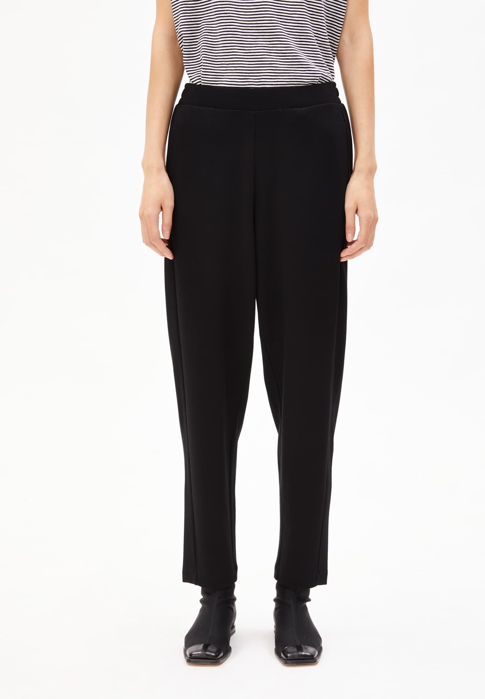 ARMEDANGELS MAGDAALENA Jersey Pants made of LENZING™ ECOVERO™ Mix Schwarz | YTJO-62901