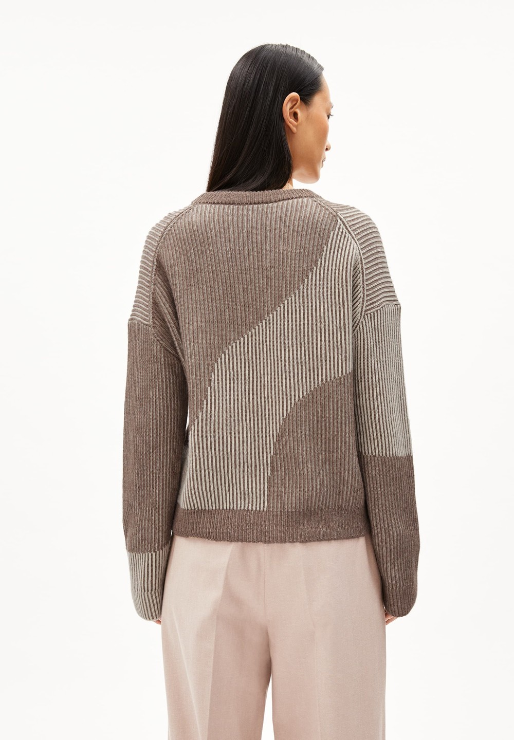 ARMEDANGELS MAYRAA VANISE Sweater Loose Fit made of Organic Wool Mix Cinnamon Dust Melange-oatmilk | MOZY-61253