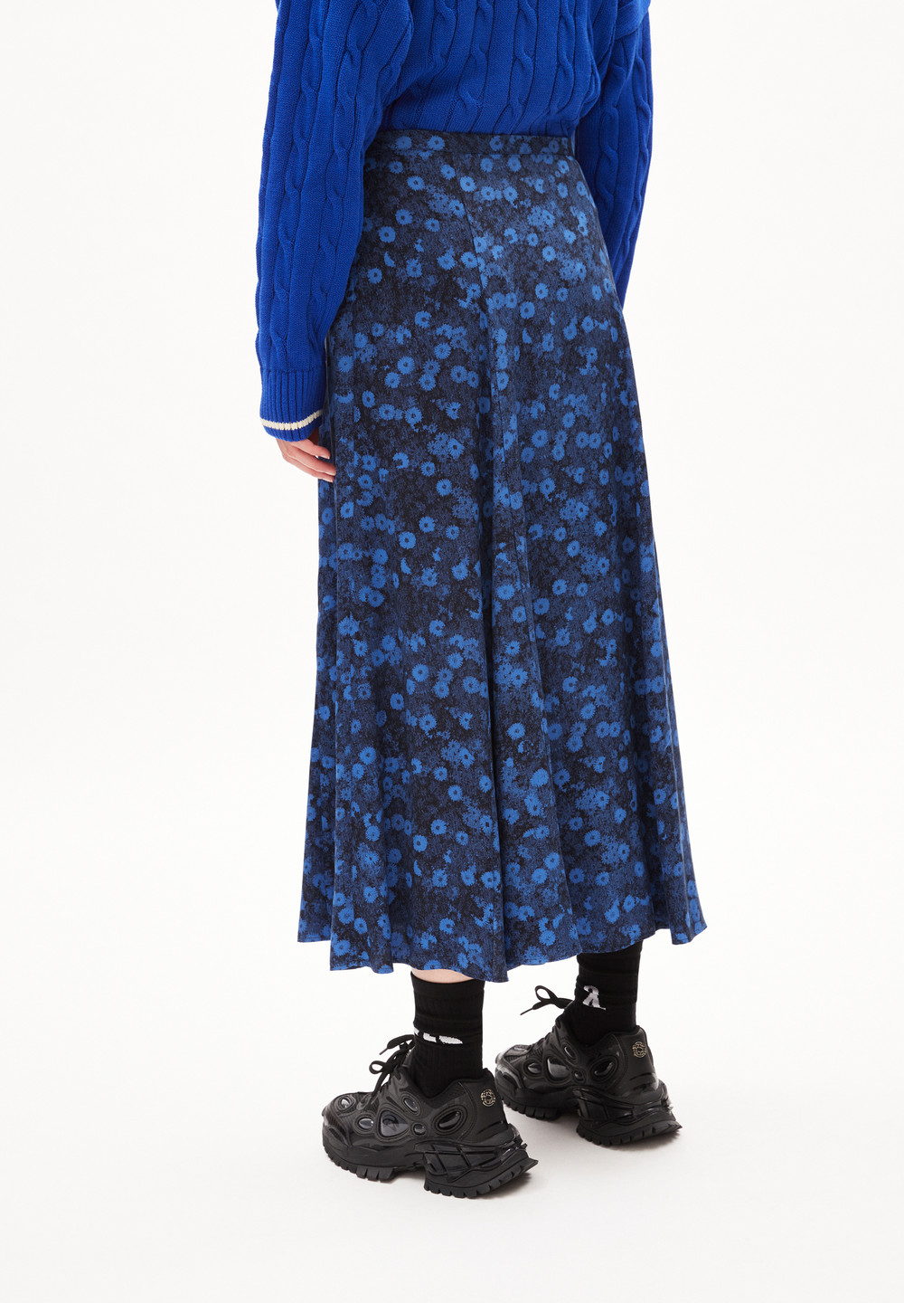 ARMEDANGELS MIKASAAMI MILLES FLEURS Woven Skirt Regular Fit made of LENZING™ ECOVERO™ Viscose Night Sky | VNWM-40679