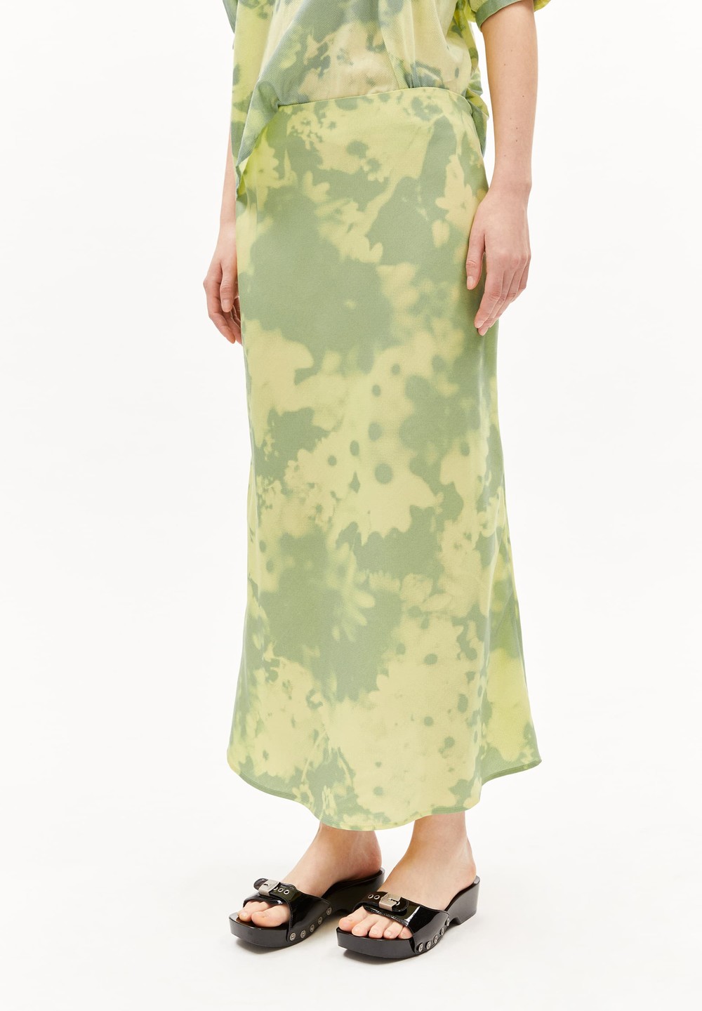 ARMEDANGELS MILAJAANA BLOMMAA Woven Skirt Regular Fit made of TENCEL™ Lyocell Mix Hell | FRVP-91052