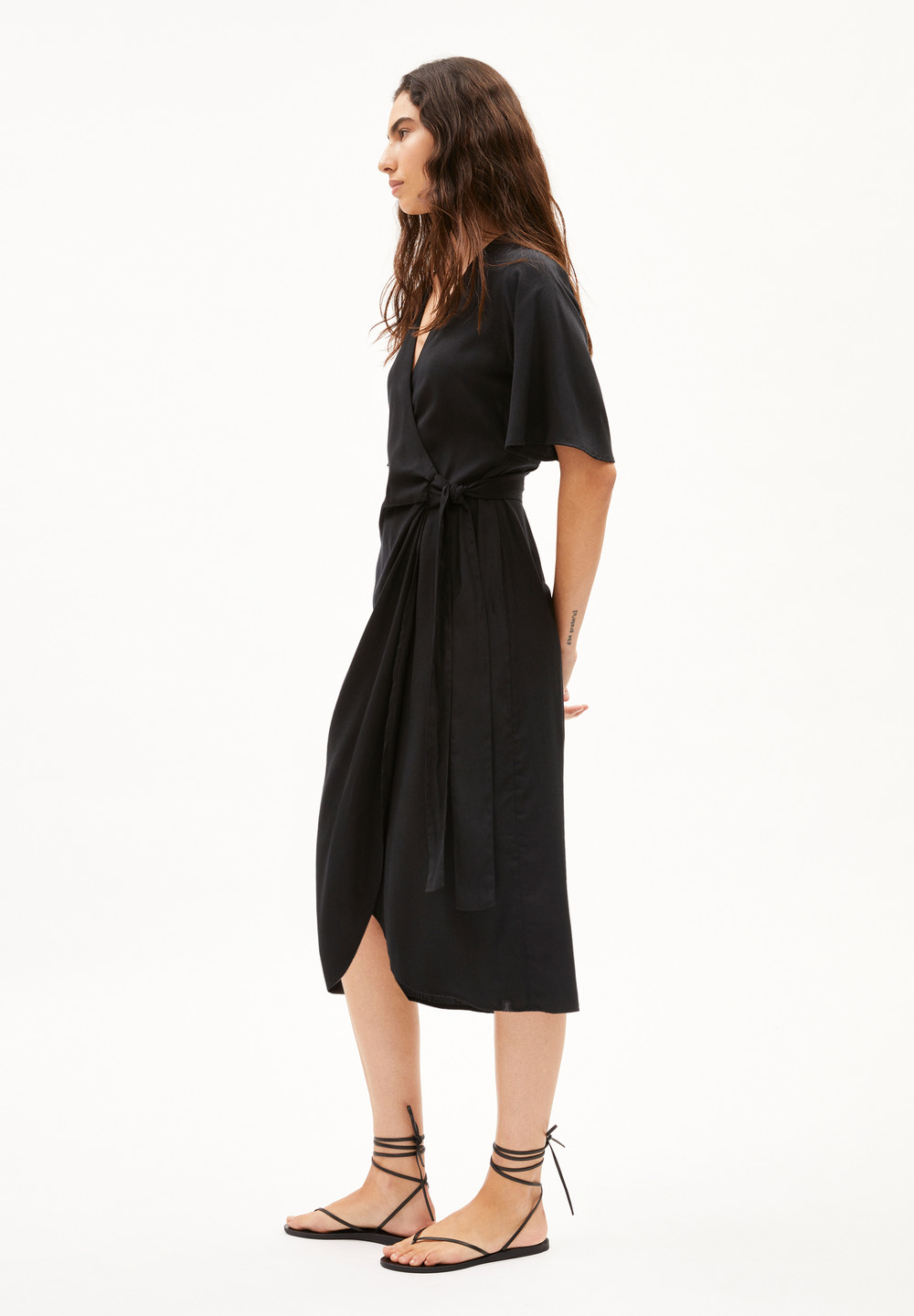 ARMEDANGELS NATAALE Woven Dress Regular Fit made of TENCEL™ Lyocell Mix Schwarz | TAQL-58261