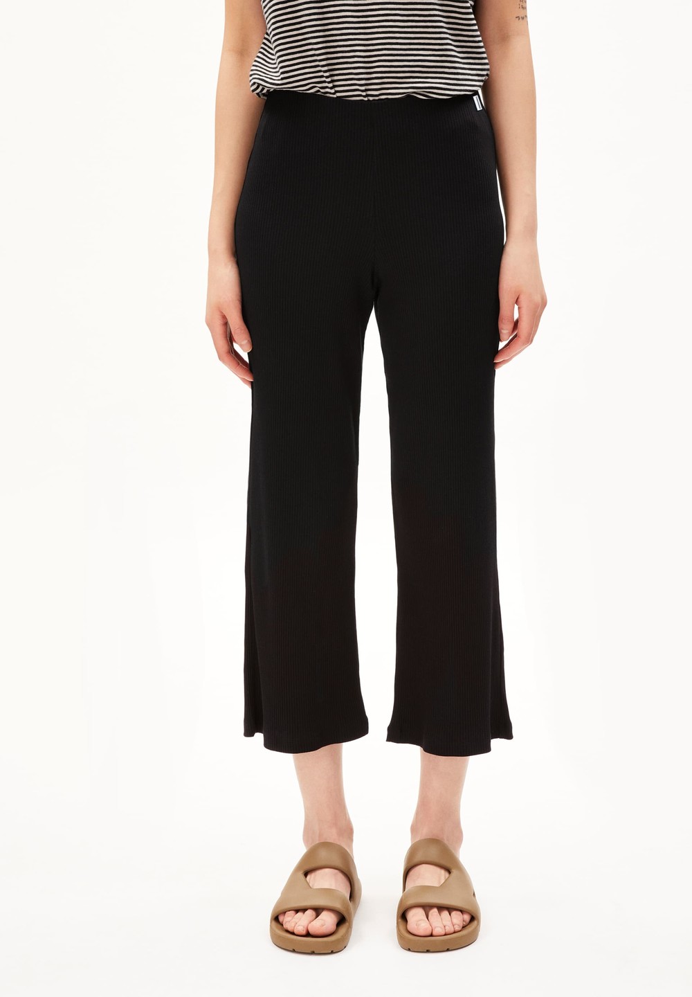 ARMEDANGELS NIAAN Rib-Jersey Pants made of Organic Cotton Mix Schwarz | AZFS-12930