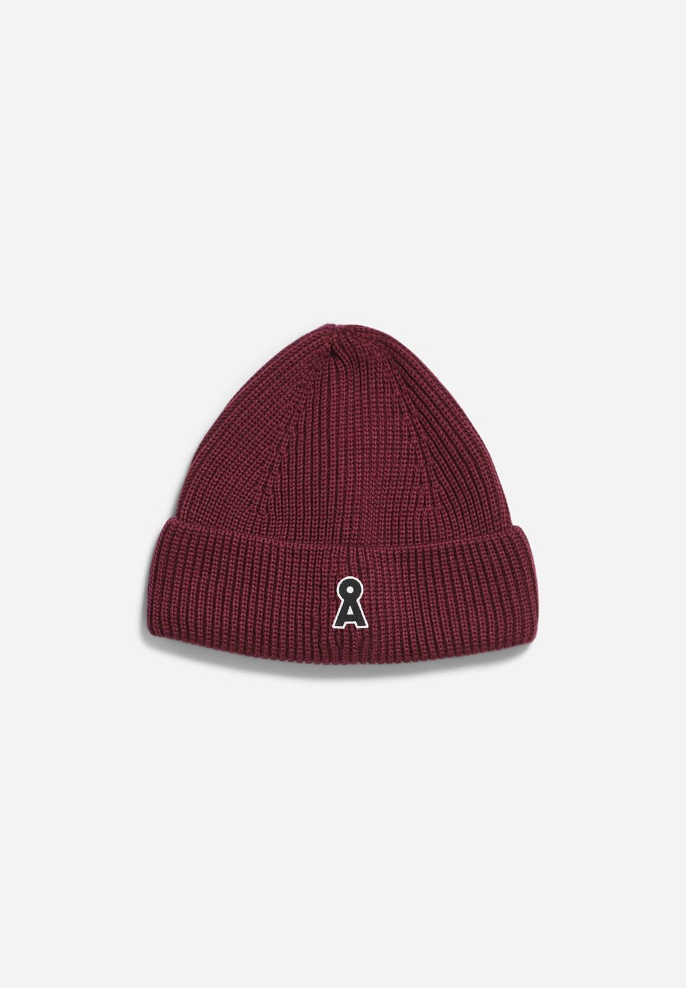 ARMEDANGELS NILDAAO ICONIC Beanie made of Organic Cotton Cranberry Juice | AGND-26435