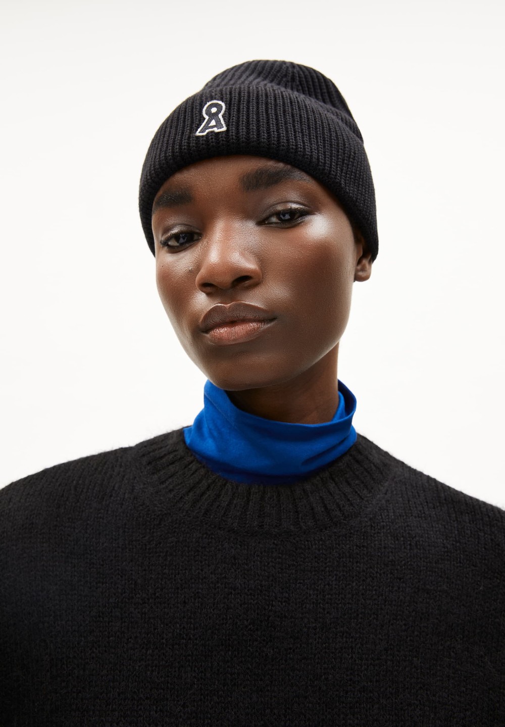 ARMEDANGELS NILDAAO ICONIC Beanie made of Organic Cotton Schwarz | INVG-95031