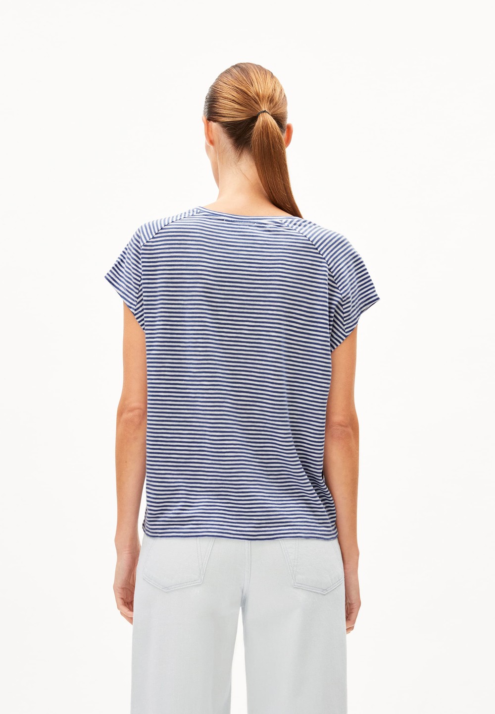 ARMEDANGELS ONELIAA LOVELY STRIPES T-Shirt Loose Fit made of Organic Cotton Faded Indigo-oatmilk | YEGR-37460