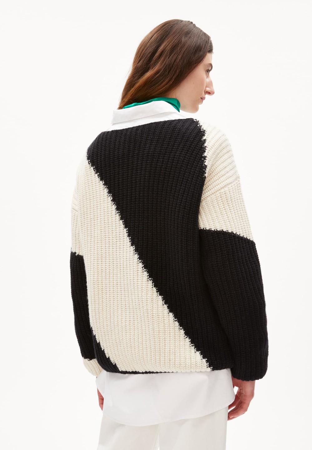 ARMEDANGELS SAADIE STRIPED Sweater made of Organic Wool Mix Black-oatmilk | LVCW-87439