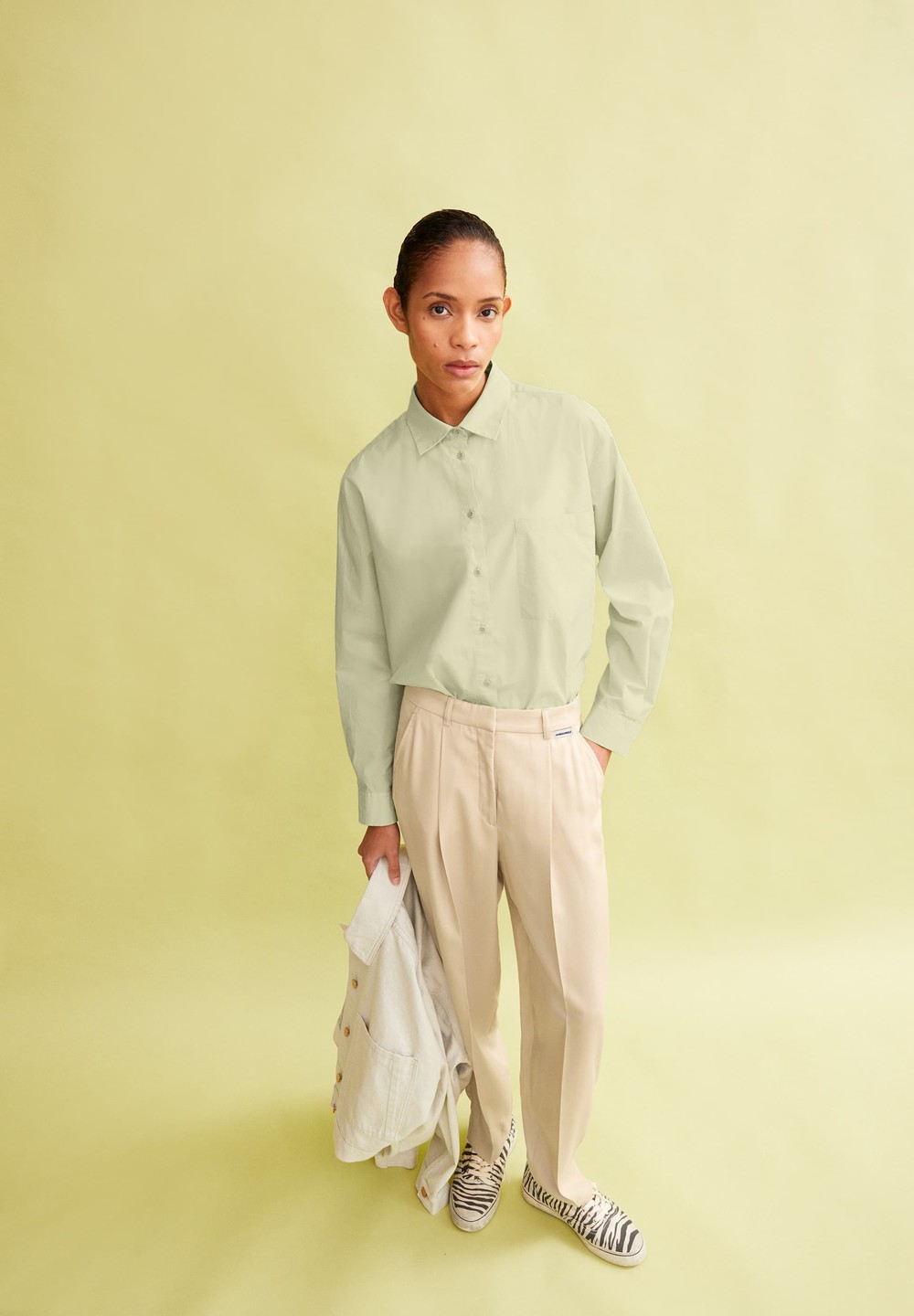 ARMEDANGELS SANDRINAA TAPERED Woven Pants made of TENCEL™ x REFIBRA™ Lyocell Sand Stone | BMTV-24193