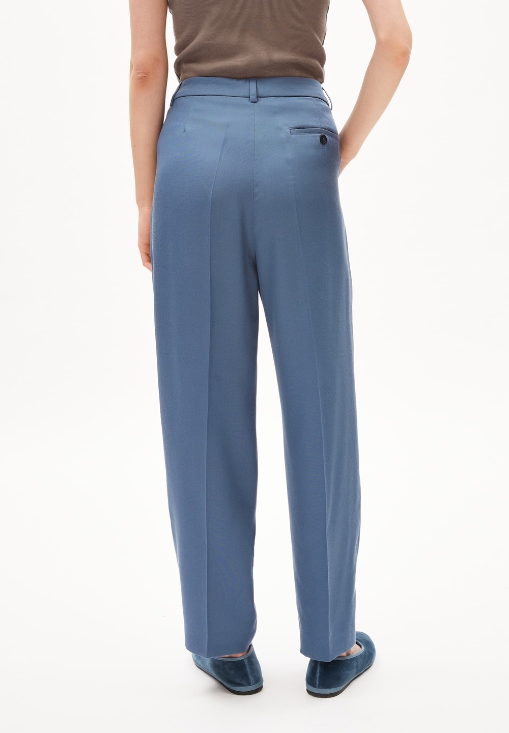 ARMEDANGELS SANDRINAA TAPERED Woven Pants made of TENCEL™ x REFIBRA™ Lyocell Blau | CYAR-74128