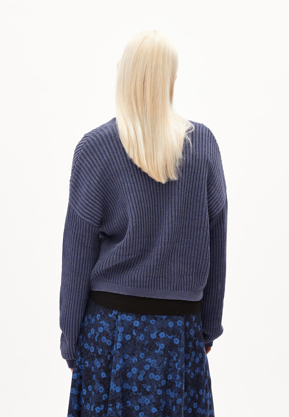 ARMEDANGELS SIMONAAS Sweater Loose Fit made of Organic Cotton Mix Dynamo Blue-undyed | VRXO-18063