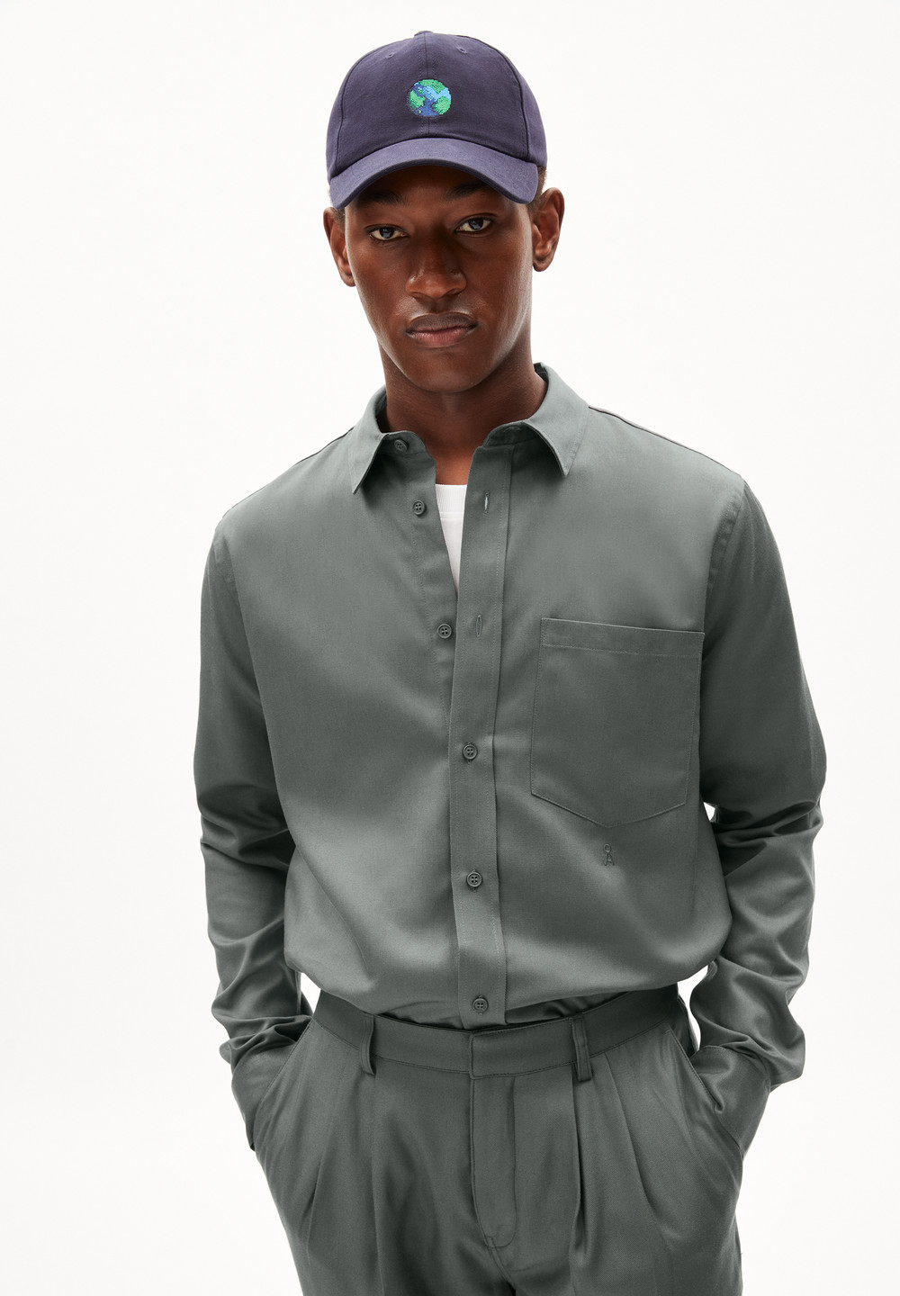 ARMEDANGELS SKJORTAAS Shirt Relaxed Fit made of TENCEL™ Lyocell Mix Space Steel | OAEP-83679